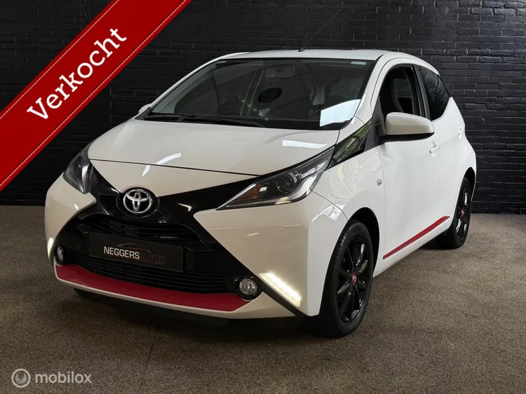 Toyota Aygo (2014) — foto 1
