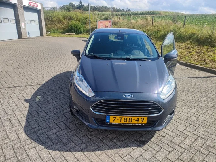 Ford Fiesta (2014) — foto 1