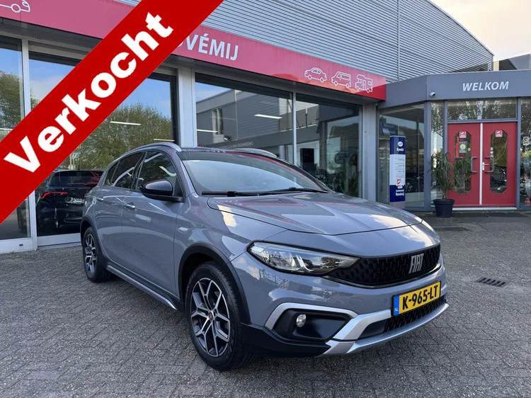 Fiat Tipo Cross (2021) — foto 1