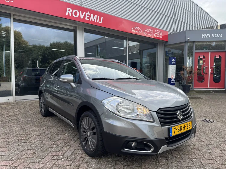 Suzuki SX4 S-Cross (2013) — foto 1