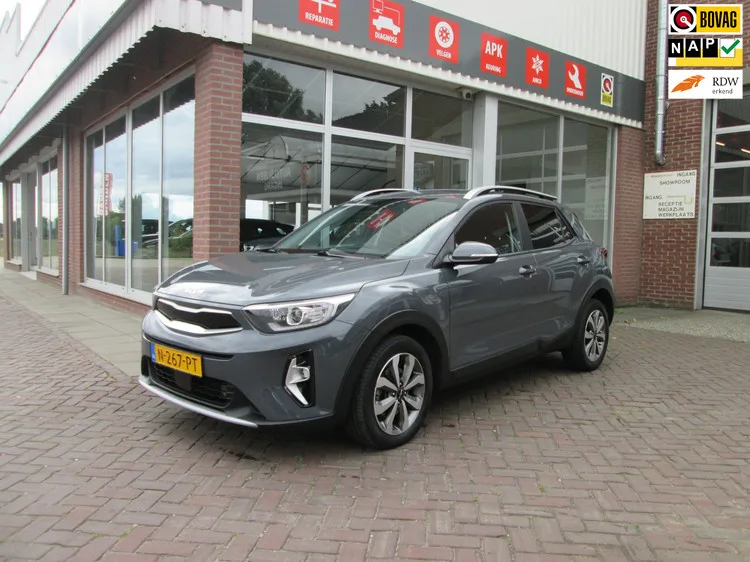 Kia Stonic (2021) — foto 1