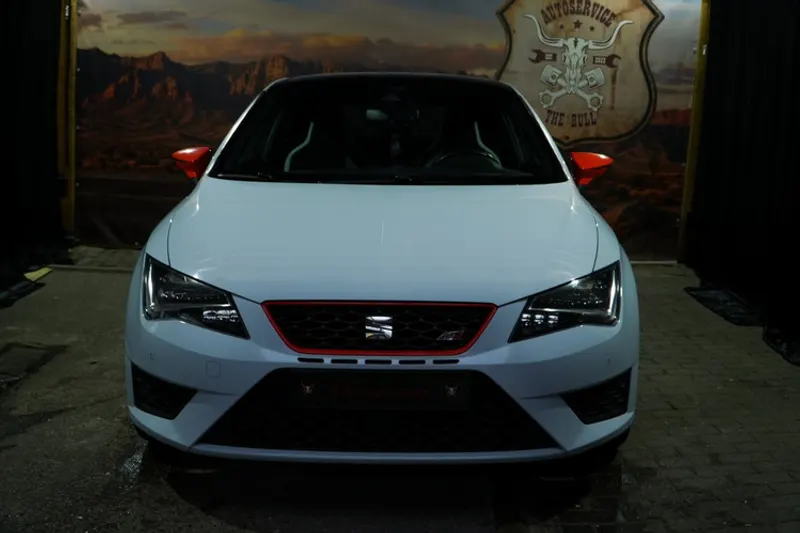 SEAT Leon (2015)