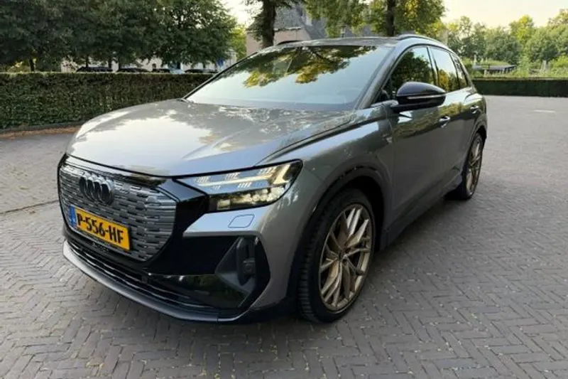 Audi Q4 e-tron (2021)