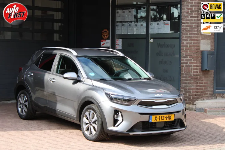 Kia Stonic (2023) — foto 1