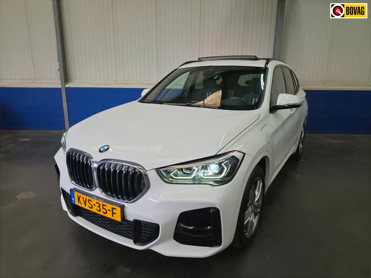BMW X1 (2021) — foto 1