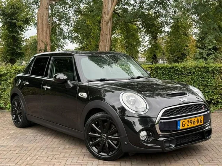 MINI Cooper S (2016) — foto 1