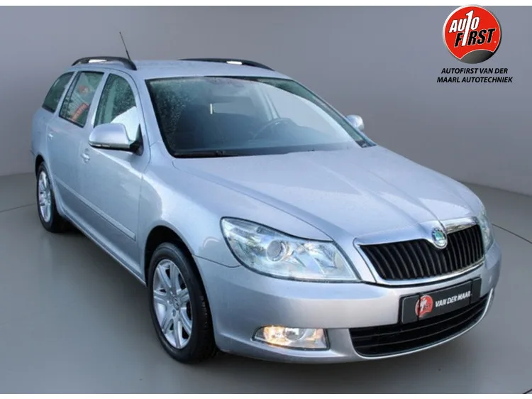 Škoda Octavia (2011) — foto 1