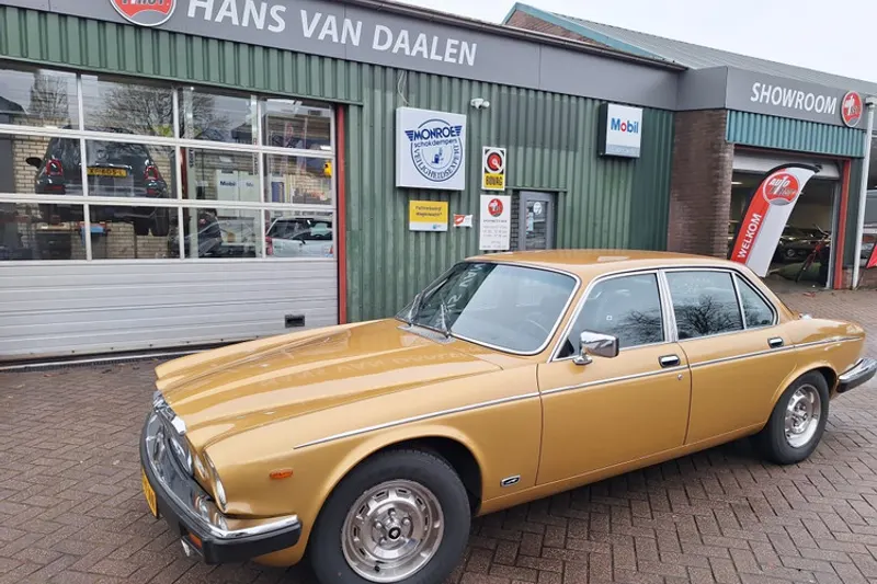 Jaguar XJ (1982)