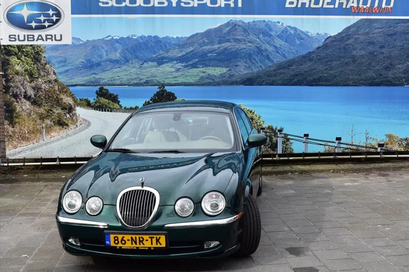 Jaguar S-Type (2004)