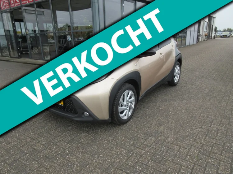 Toyota Aygo (2022) — foto 1