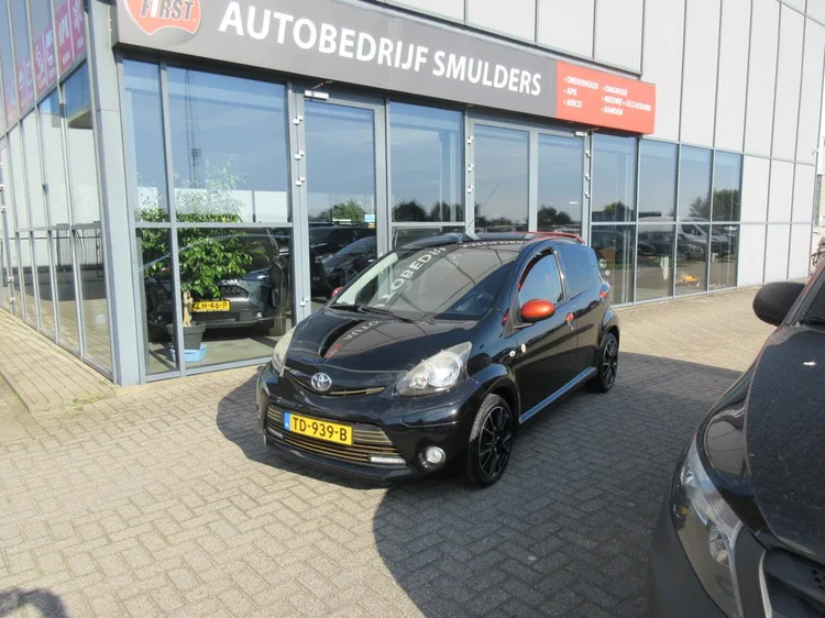Toyota Aygo (2012) — foto 1