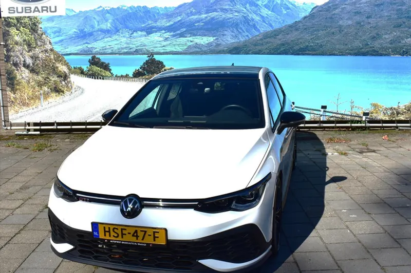 Volkswagen Golf (2024)