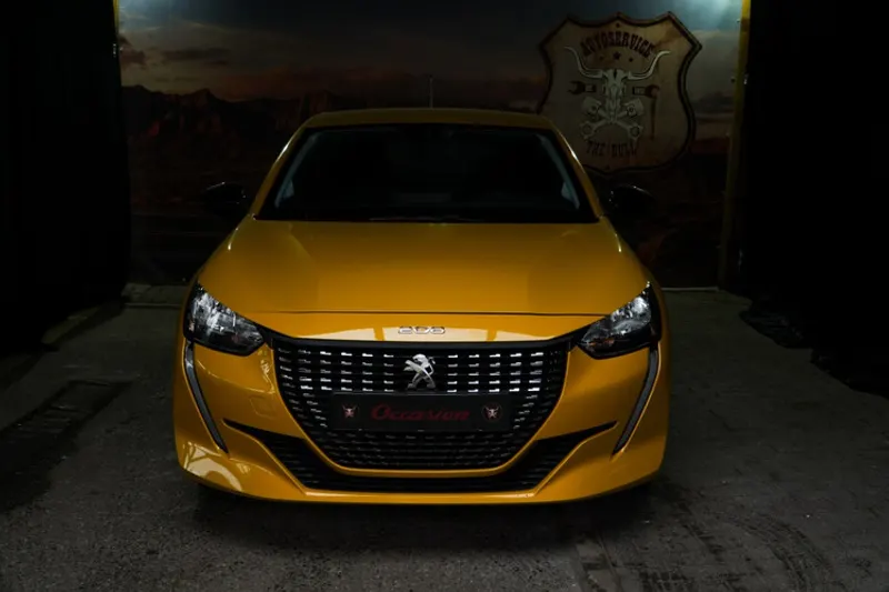 Peugeot 208 (2023)