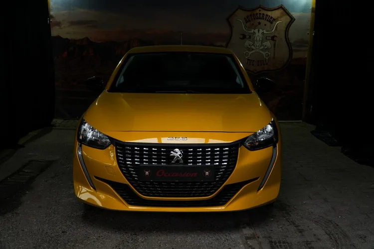 Peugeot 208 (2023) — foto 1