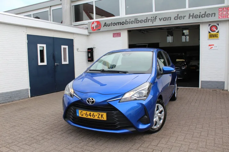 Toyota Yaris (2019) — foto 1