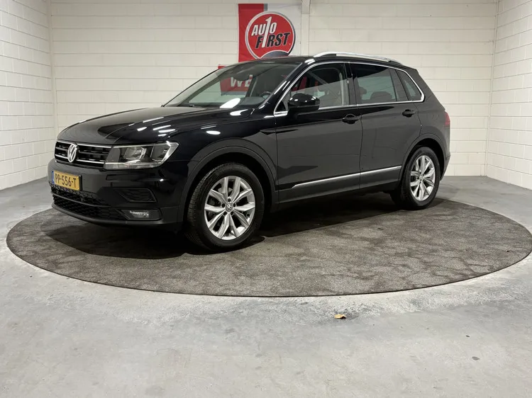 Volkswagen Tiguan (2017) — foto 1