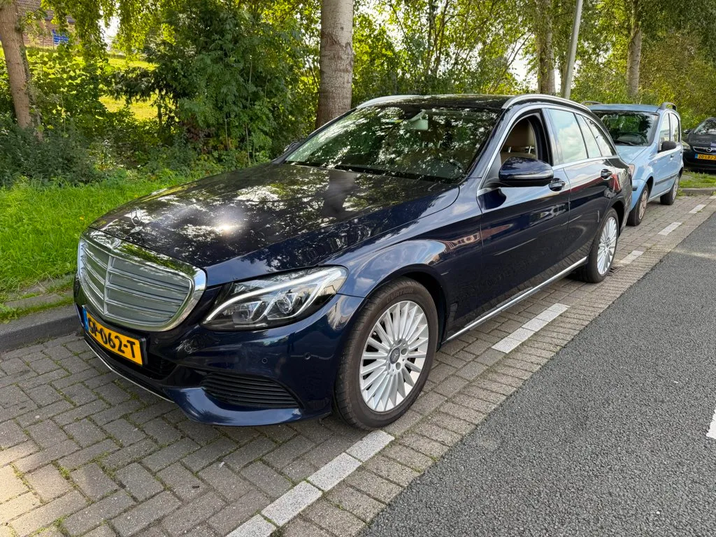 Mercedes-Benz C-Klasse (2015) — foto 1