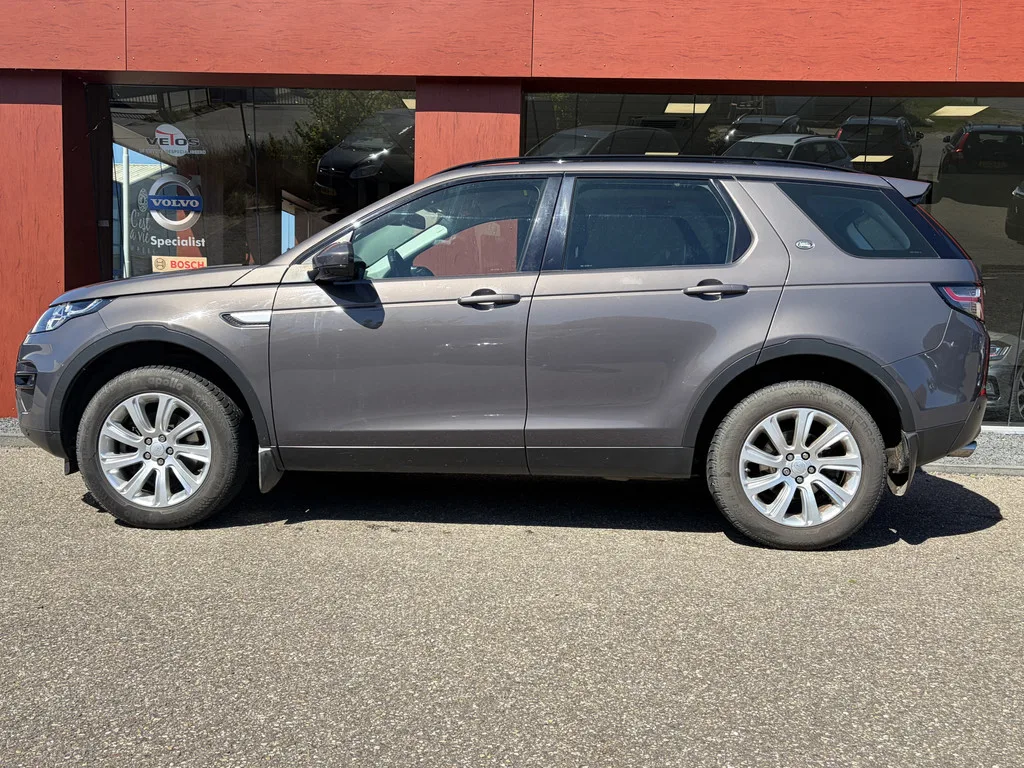 Land Rover Discovery Sport (2017) — foto 1