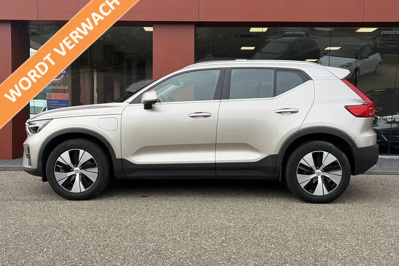 Volvo XC40 (2022)