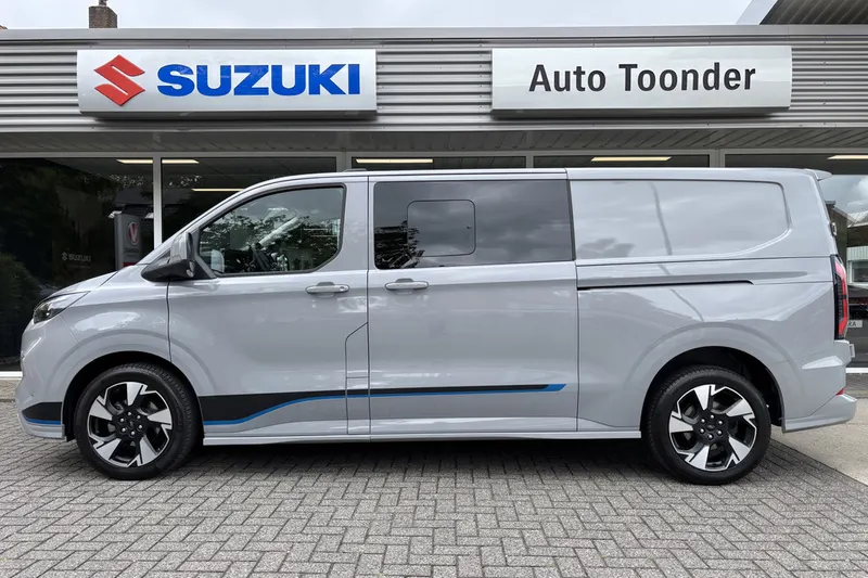 Ford Transit Custom (2024)