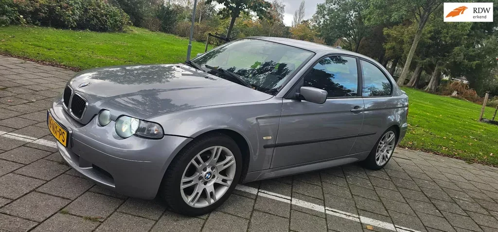 BMW 3-Serie (2004) — foto 1