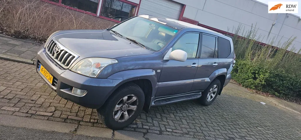 Toyota Land Cruiser (2007) — foto 1