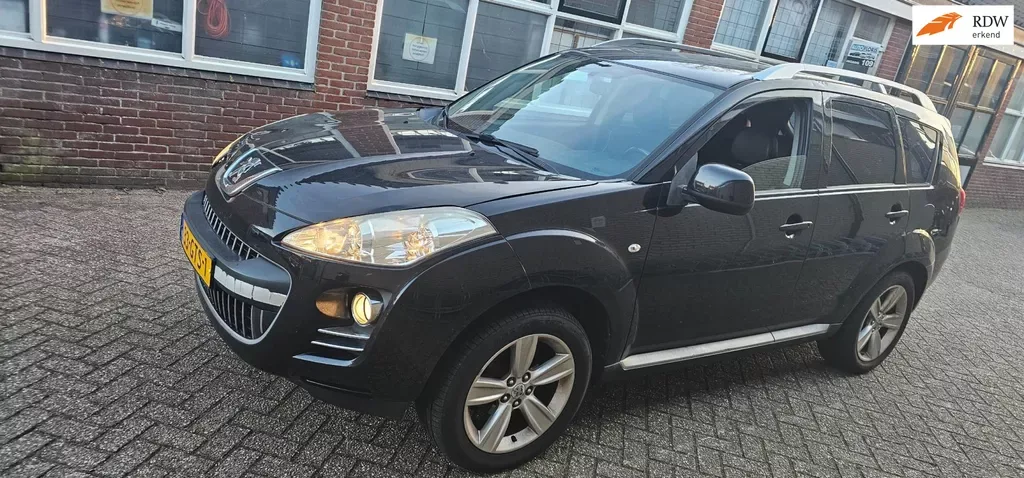 Peugeot 4007 (2008) — foto 1