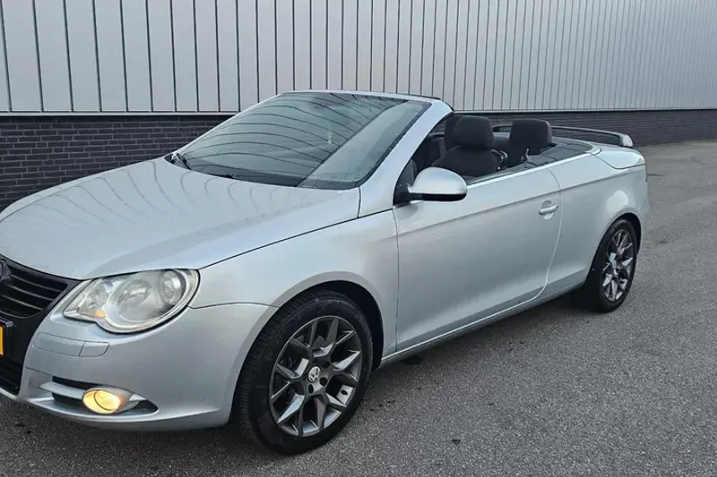 Volkswagen Eos (2007)