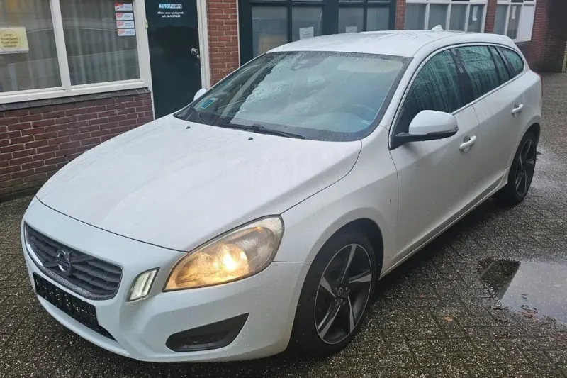 Volvo V60 (2011)