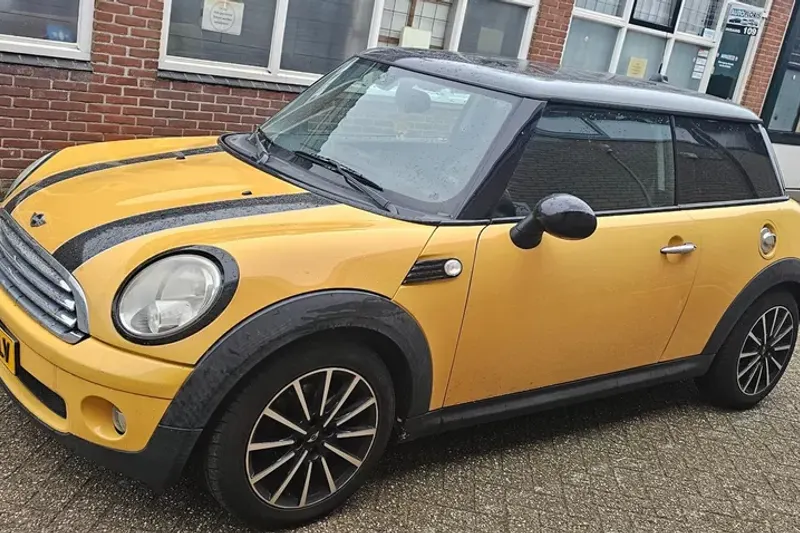 MINI Cooper (2008)