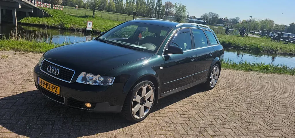 Audi A4 (2005) — foto 1