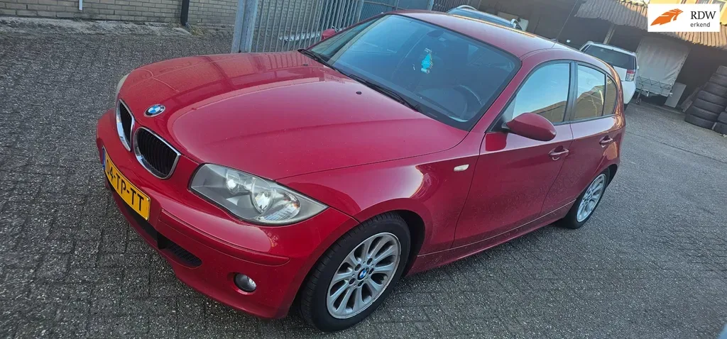 BMW 1-Serie (2007) — foto 1
