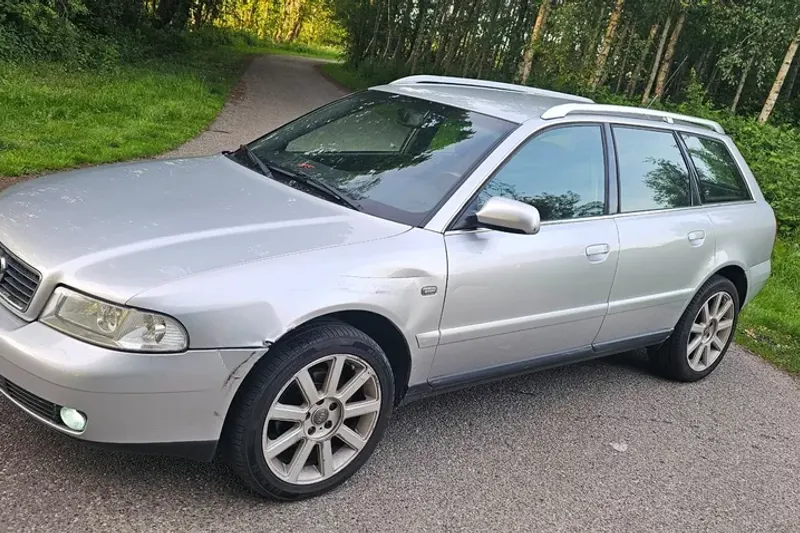 Audi A4 (2000)