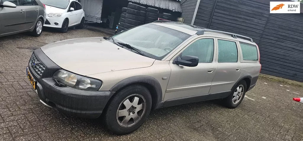 Volvo V70 (2002) — foto 1