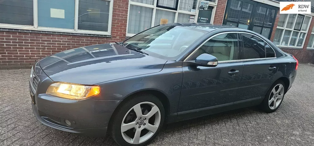 Volvo S80 (2006) — foto 1