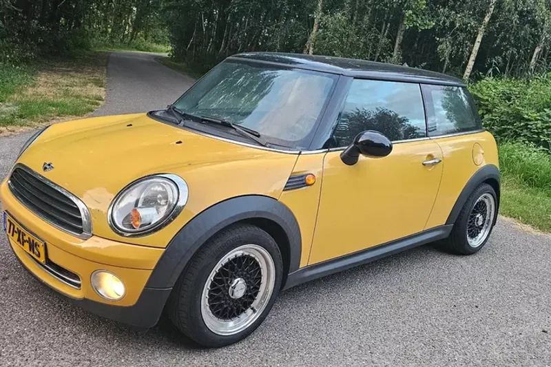 MINI Cooper (2007)