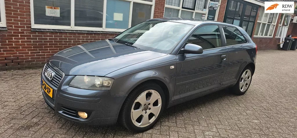 Audi A3 (2005) — foto 1