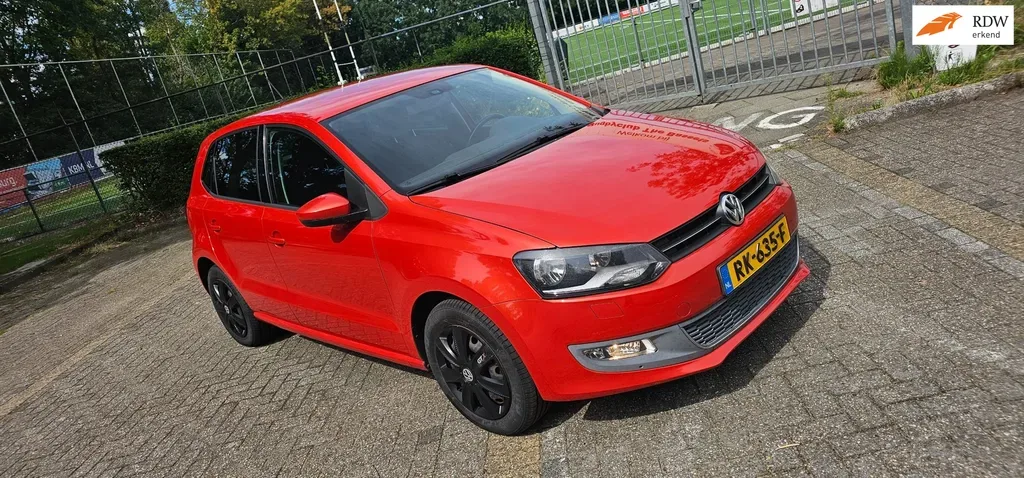 Volkswagen Polo (2009) — foto 1
