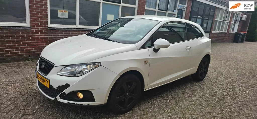 SEAT Ibiza (2011) — foto 1