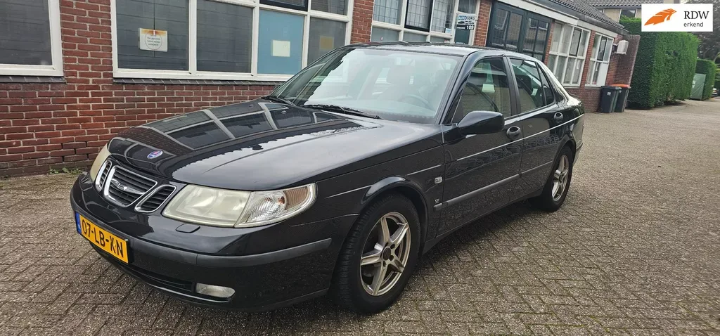 Saab 9-5 (2002) — foto 1