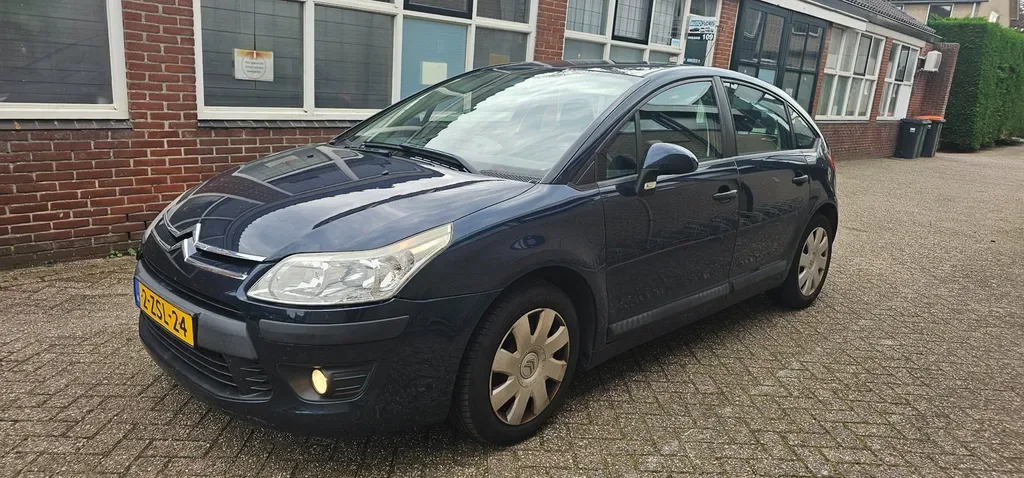 Citroën C4 (2009) — foto 1