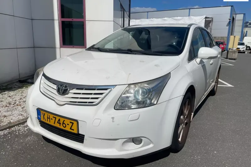 Toyota Avensis (2011)