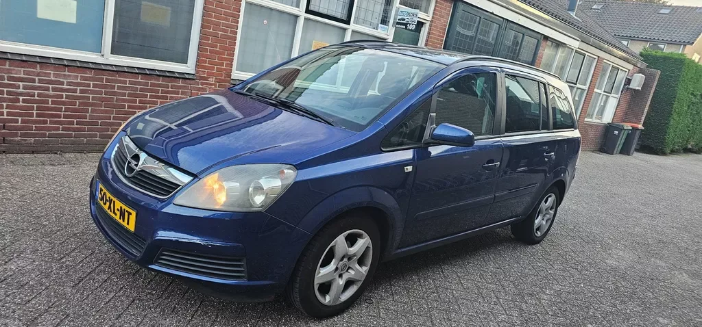 Opel Zafira (2007) — foto 1