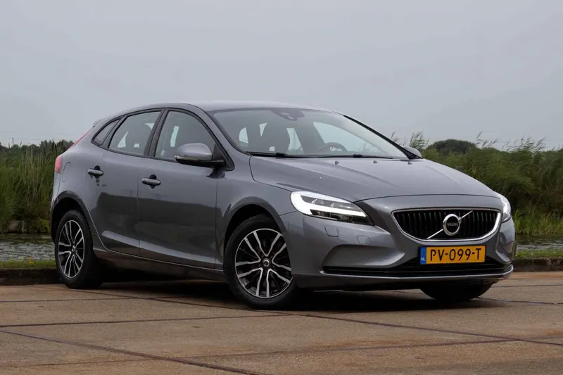 Volvo V40 (2017)