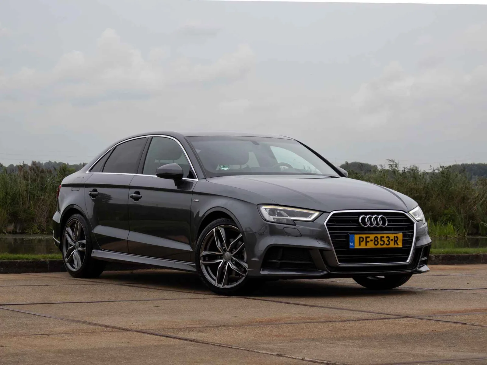 Audi A3 (2017) — foto 1