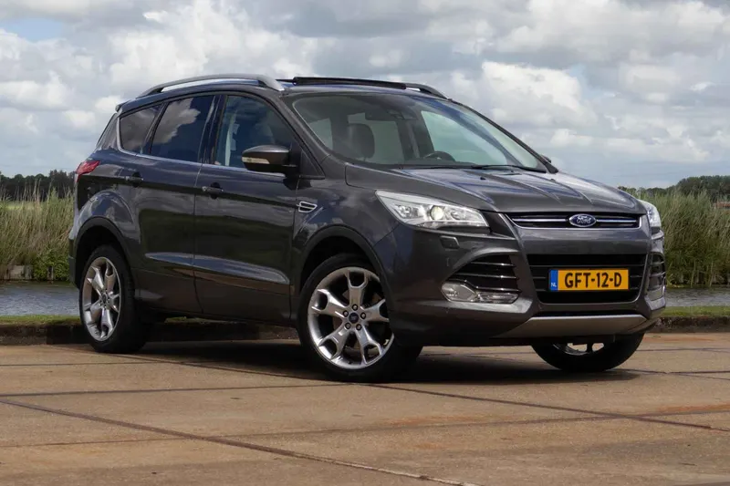 Ford Kuga (2015)
