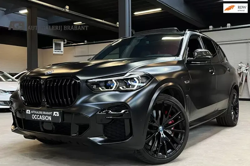 BMW X5 (2021)