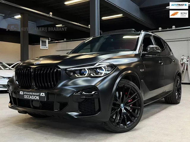 BMW X5 (2021) — foto 1