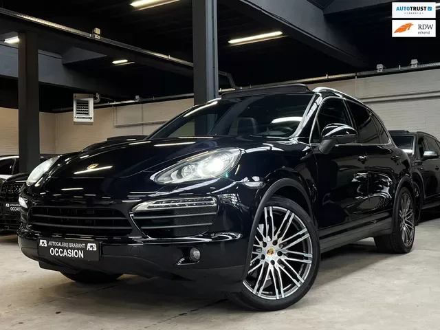 Porsche Cayenne (2012) — foto 1