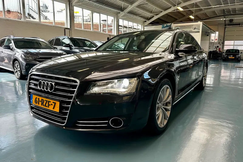 Audi A8 (2010)